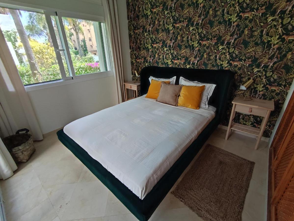 Costalita On The Beach - 3 Bedroom Cosy Apartment เอสเตโปนา ภายนอก รูปภาพ